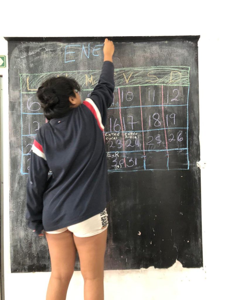 Organizar horarios, dialogar y compartir ideas son tres aspectos clave en el hogar.